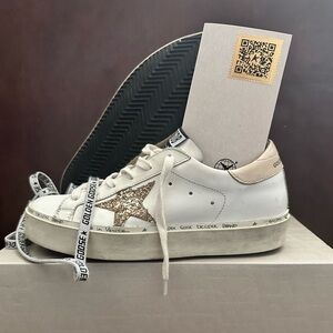 Golden Goose Off-White Leather Low-Top with Gold Glitter Star